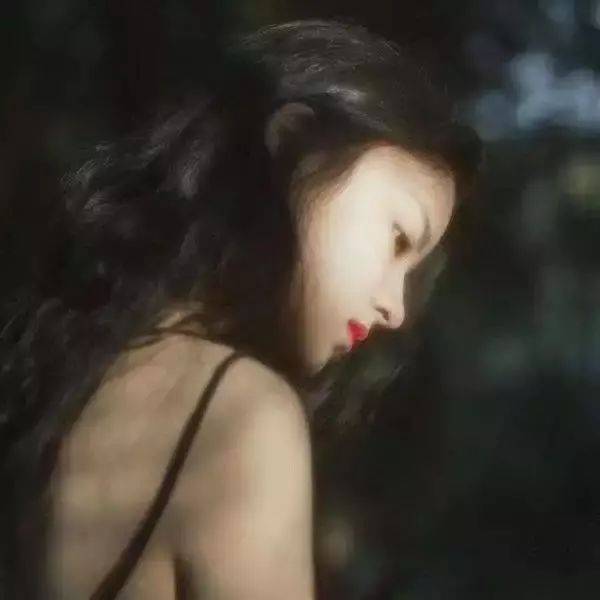 苍井优（饰 高荷惠） - 魔界骑士在线观看10 - 平板看电影